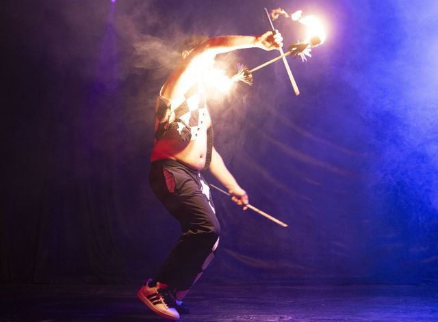 Mouse, fire performance at Dante's Sinferno — frame 13